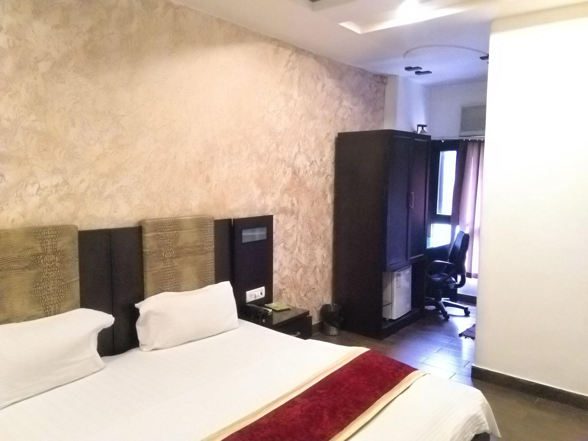Arihant Inn-Near Blk Hospital New Delhi Bagian luar foto