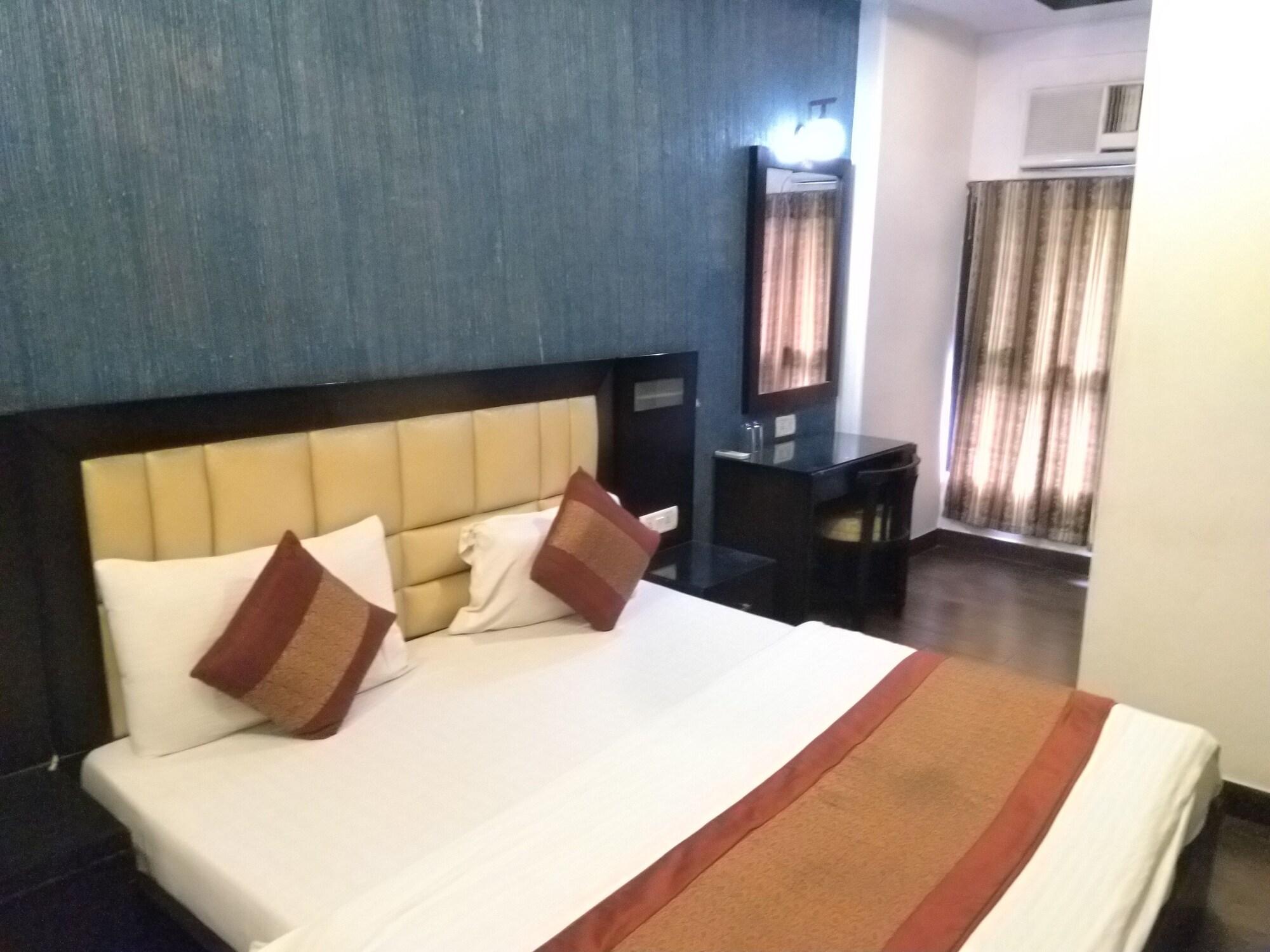 Arihant Inn-Near Blk Hospital New Delhi Bagian luar foto