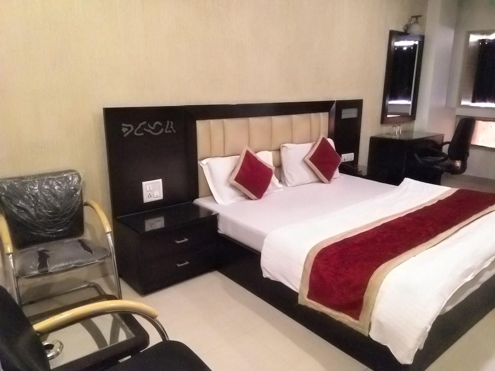 Arihant Inn-Near Blk Hospital New Delhi Bagian luar foto