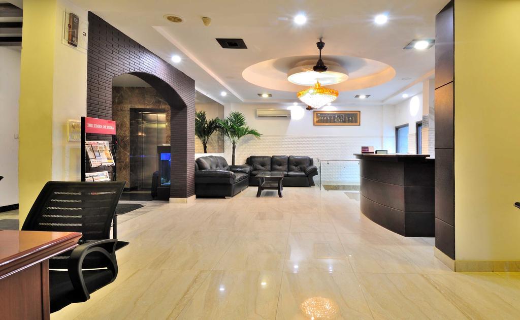 Arihant Inn-Near Blk Hospital New Delhi Bagian luar foto