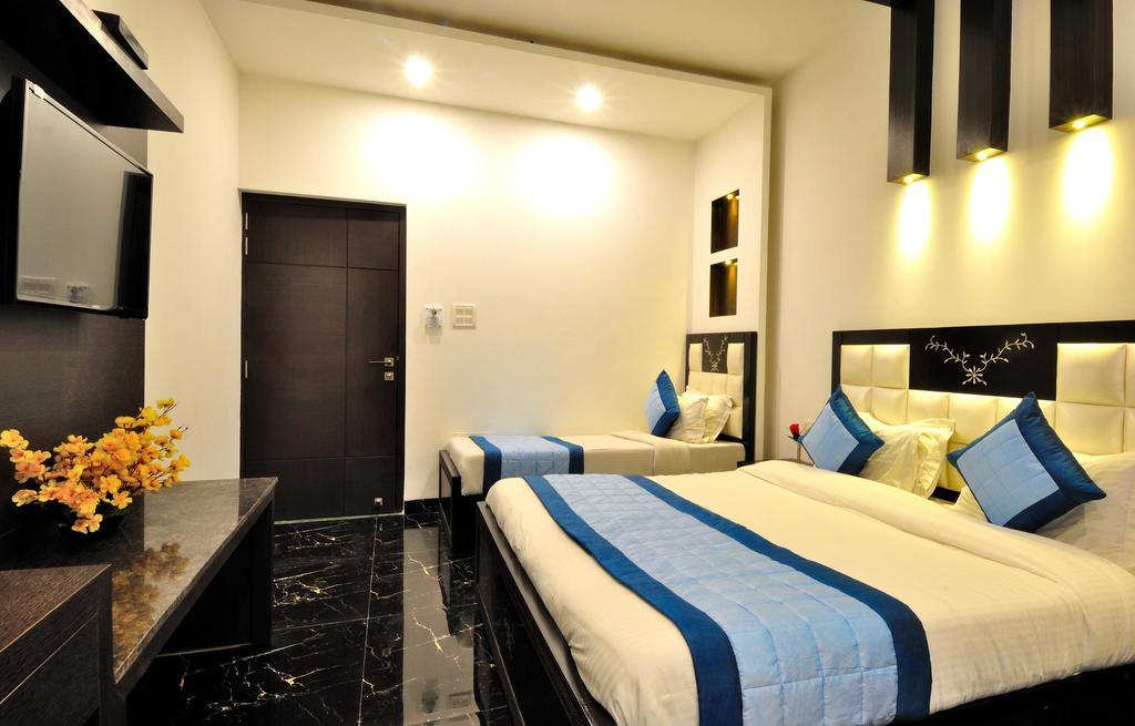 Arihant Inn-Near Blk Hospital New Delhi Bagian luar foto