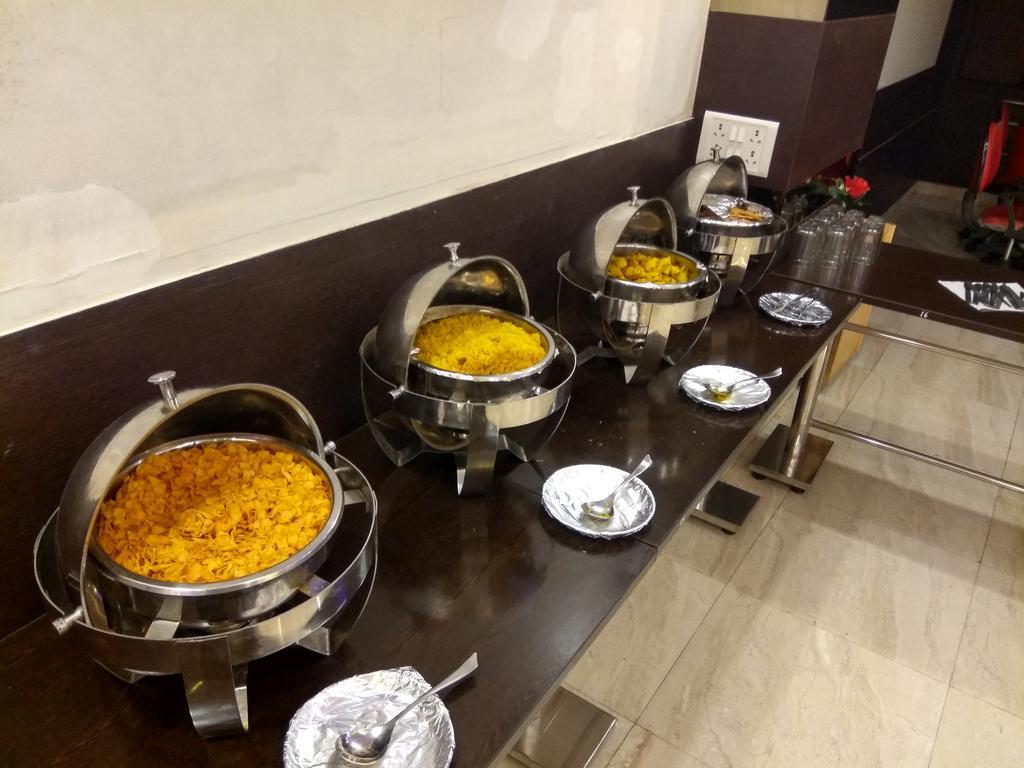Arihant Inn-Near Blk Hospital New Delhi Bagian luar foto
