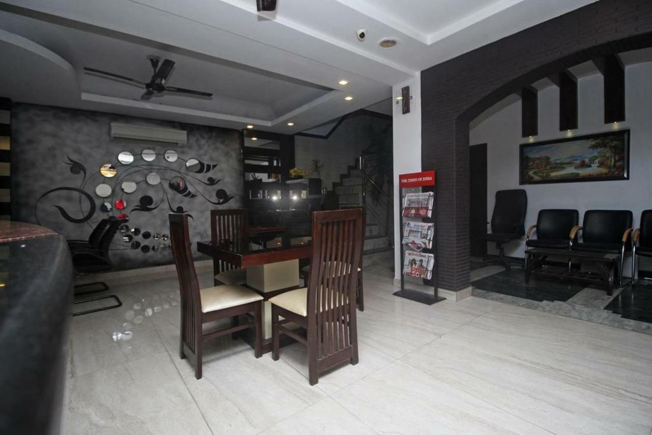 Arihant Inn-Near Blk Hospital New Delhi Bagian luar foto